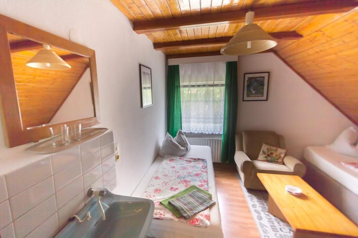 Pension Zum Taucher Gosen ภายนอก รูปภาพ